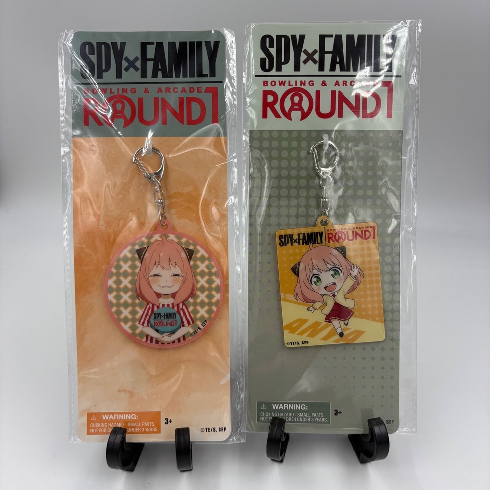 NWT Spy x Family Keychain Set Round 1 Exclusive Anya Forger Anime